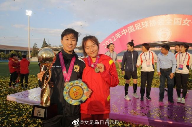 塞维利亚足球俱乐部感谢费尔南多来到俱乐部后的表现和专业精神。